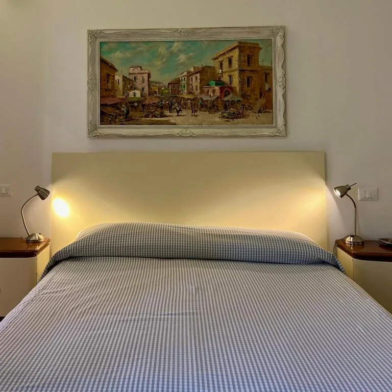 Large Double Room — B&B Viale Italia 22