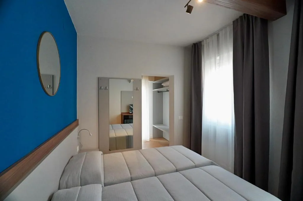 Large Double or Twin Room — Hotel Rialto Suisse