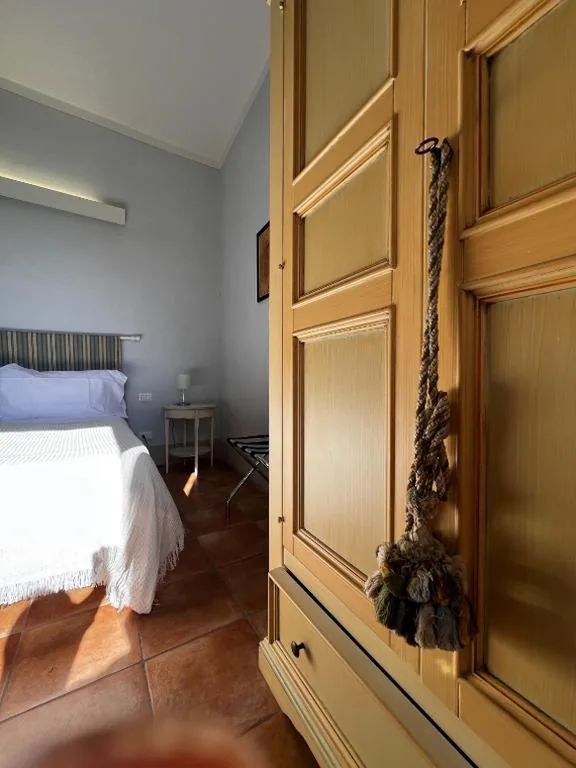 Ampia Camera Matrimoniale — The Monna Lisa Resort