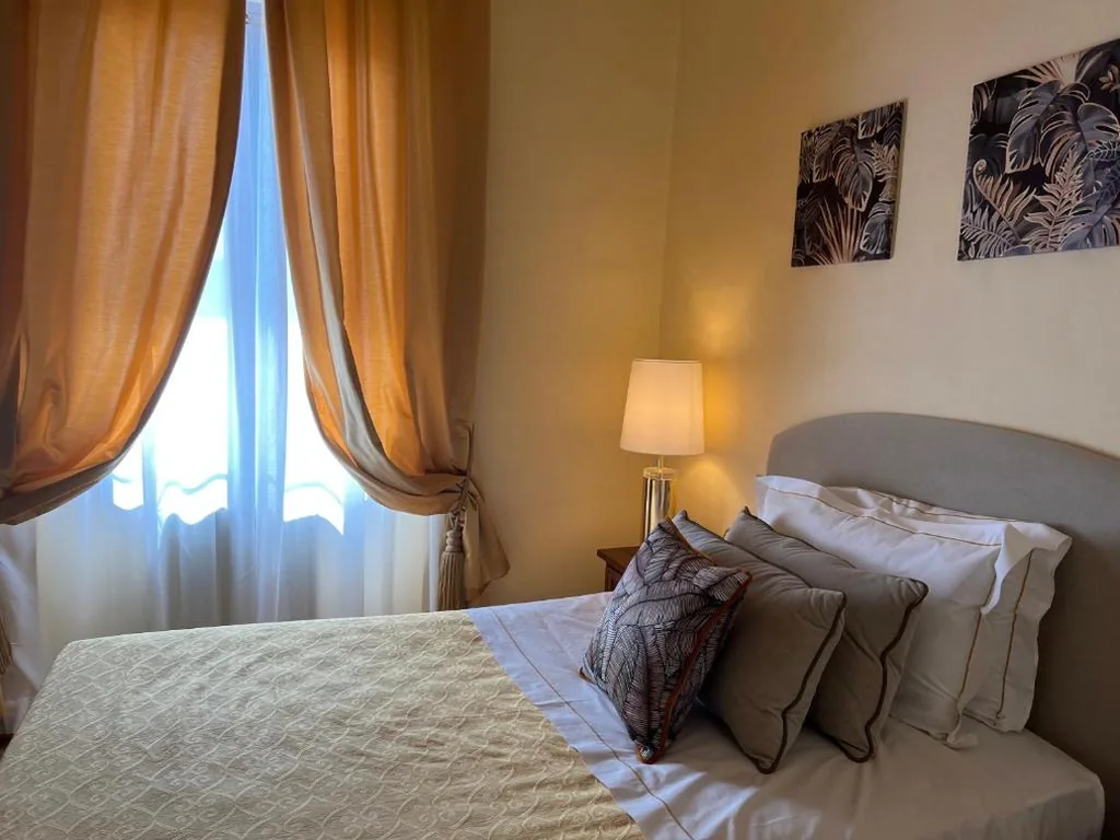 Ampia Camera Singola con Vista Palazzo Vecchio — Hotel Villani