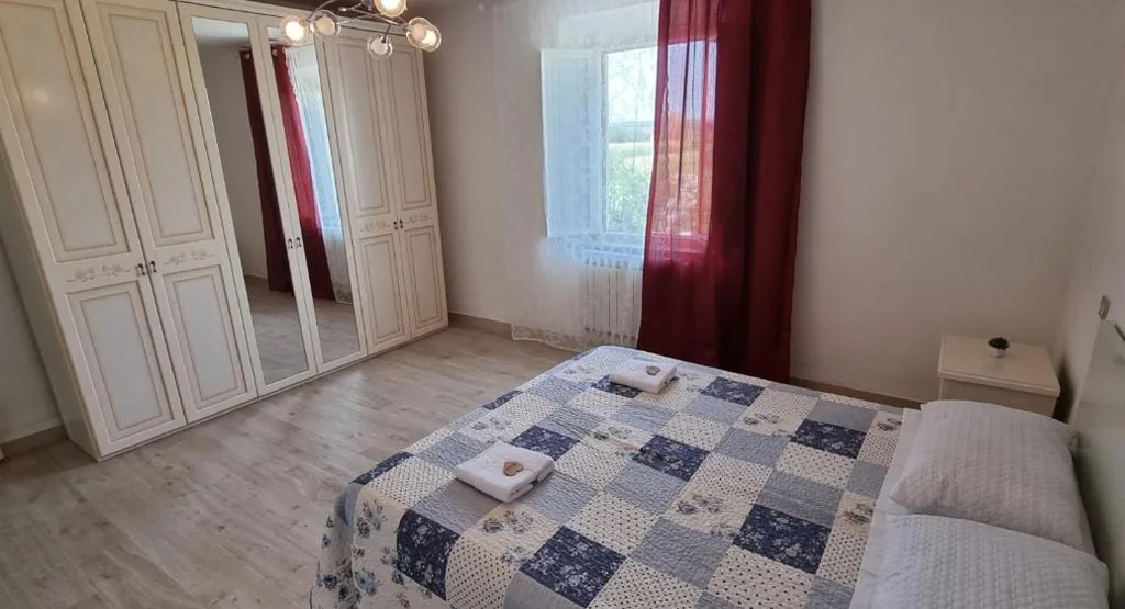 Two-Level Apartment — Pisa Town 2