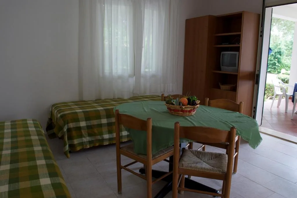 One-Bedroom Apartment (4 Adults) - Residence Formula — Residence Hotel Baia del Sole