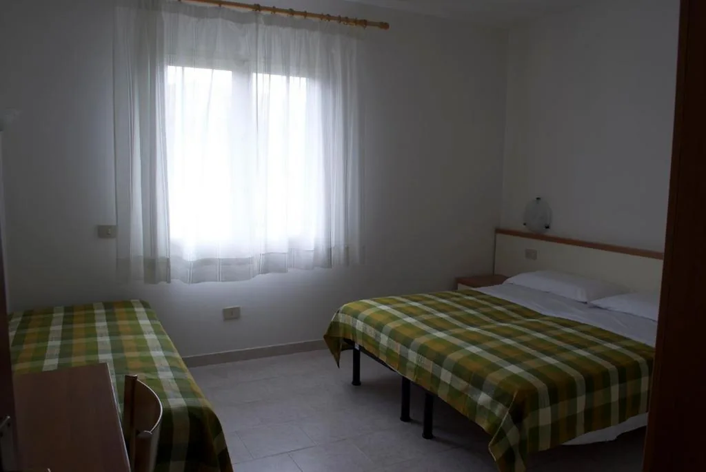 One-Bedroom Apartment (5 Adults) - Residence Formula — Residence Hotel Baia del Sole