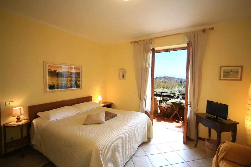 Appartamento con 1 Camera da Letto e Balcone — Casa Milena
