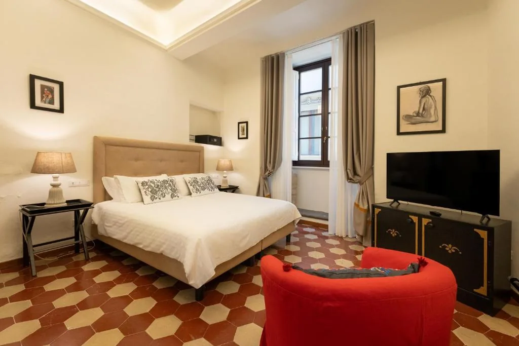 Appartamento con 1 Camera da Letto e Balcone — Palazzo D’Ambra Residenza d’Epoca
