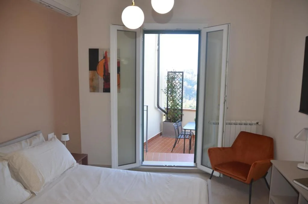 Appartamento con 1 Camera da Letto e Terrazza — DomuS Miniato