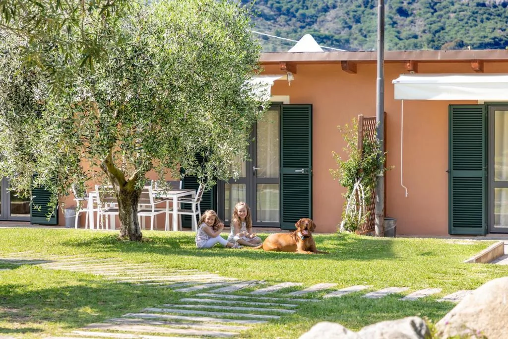 Appartamento con 1 Camera da Letto e Vista Giardino — Country Hotel Residence Da Pilade