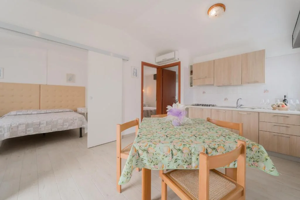 Appartamento con 2 Camere da Letto (4 Adulti) — Villino nel Bosco