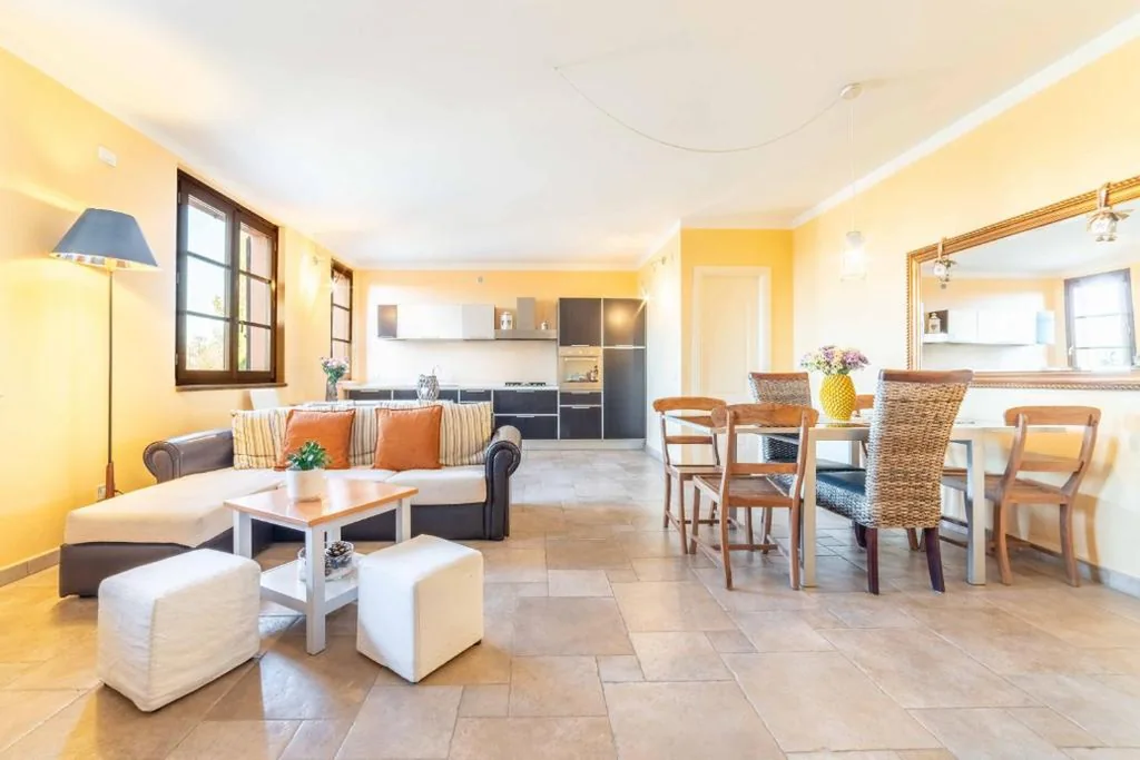 Three-Bedroom Apartment — Casa Cardinali