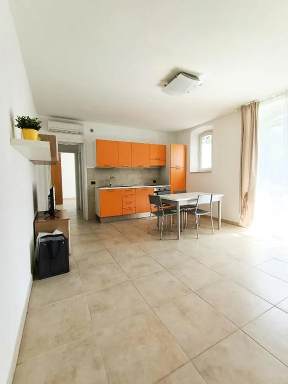 Apartment with Balcony — Residenza Casa Bianca
