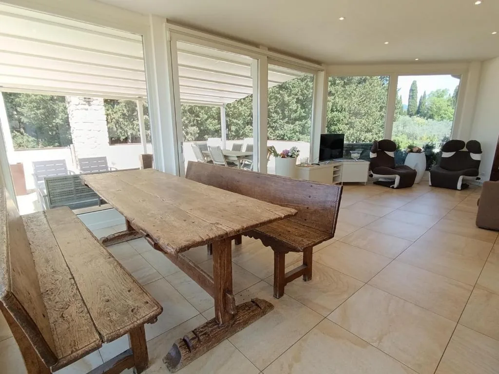Appartamento con piscina in Villa — foto 6