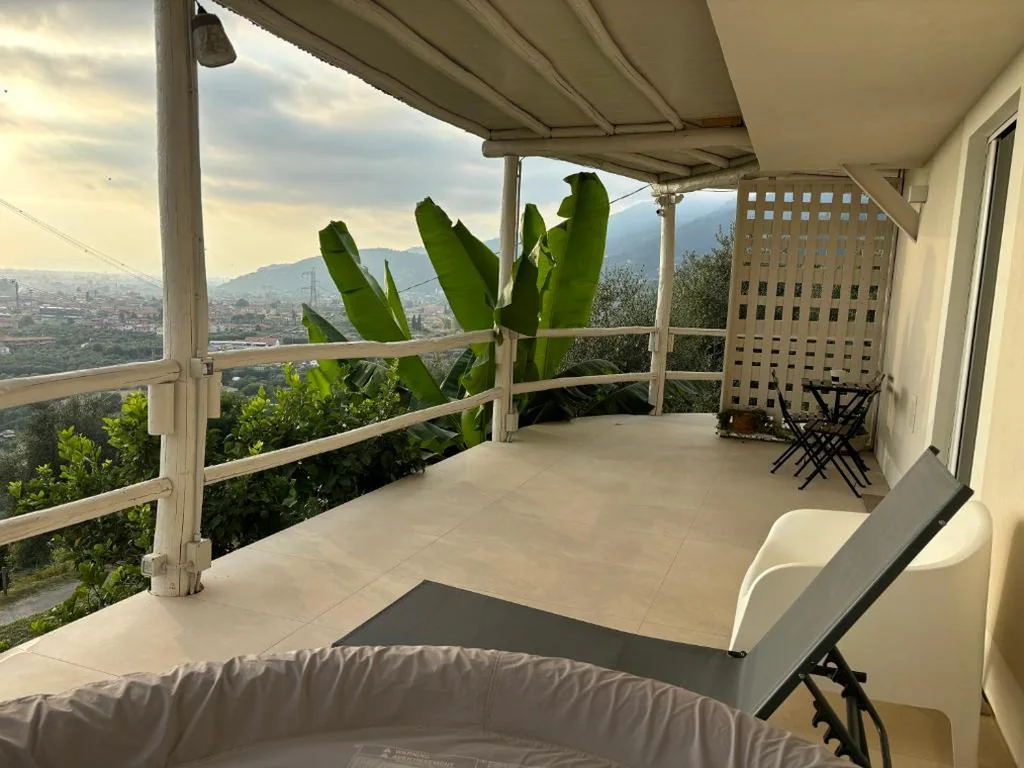 Appartamento con Vista Mare — Villa Patrizia Pietrasanta