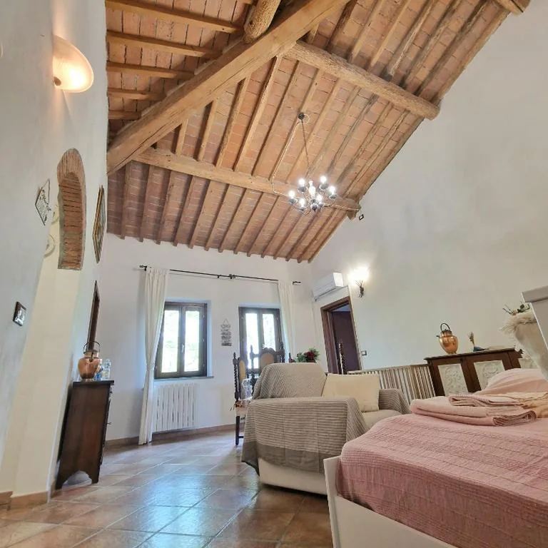 Deluxe One-Bedroom Apartment with Garden View — La Garitta – Tuscany Suites & Apartments 10 min Pisa-Livorno-Sea – Free Park AC