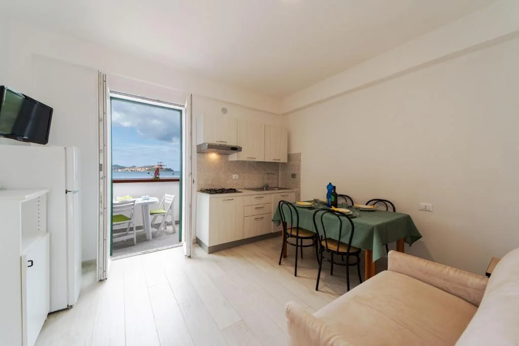 Two-Bedroom Family Apartment — Residence Hotel Villa Mare