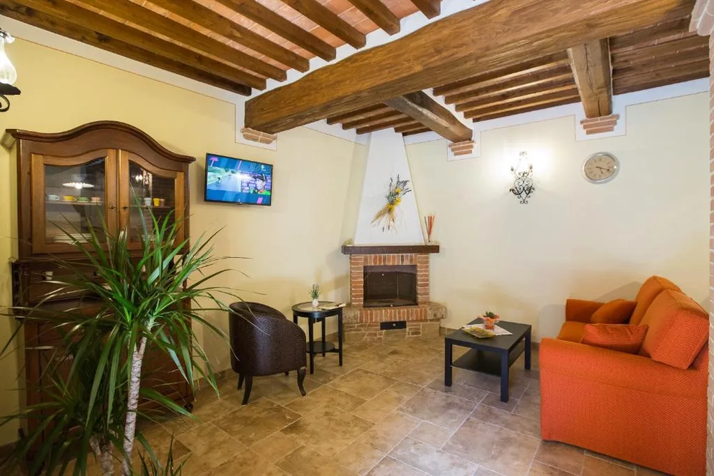 Appartamento - Piano Terra — Borgo Poggiardelli