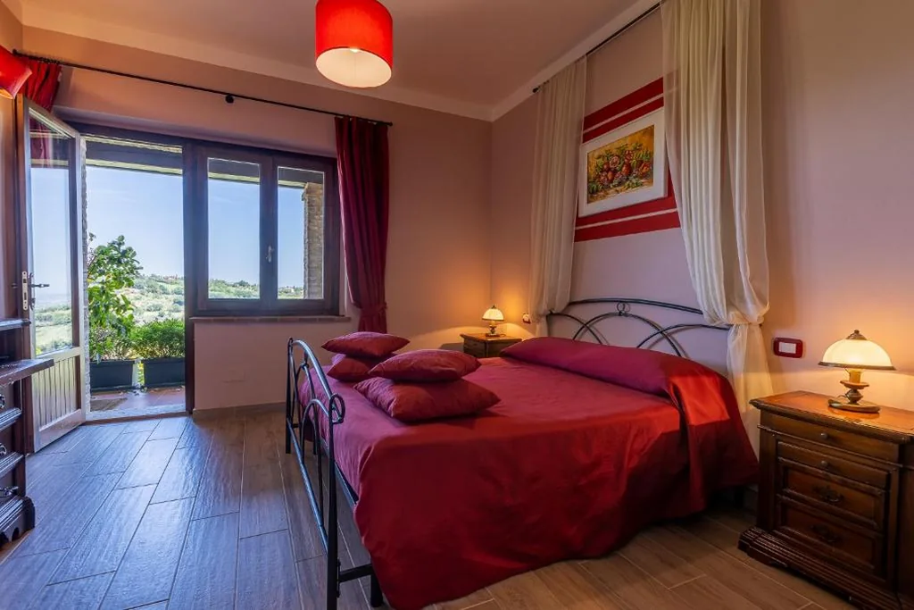 B&B FONTERONCONE di KRYVUTA OKSANA — foto 7
