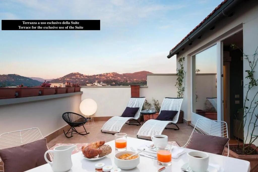 B&B Lorena Suites