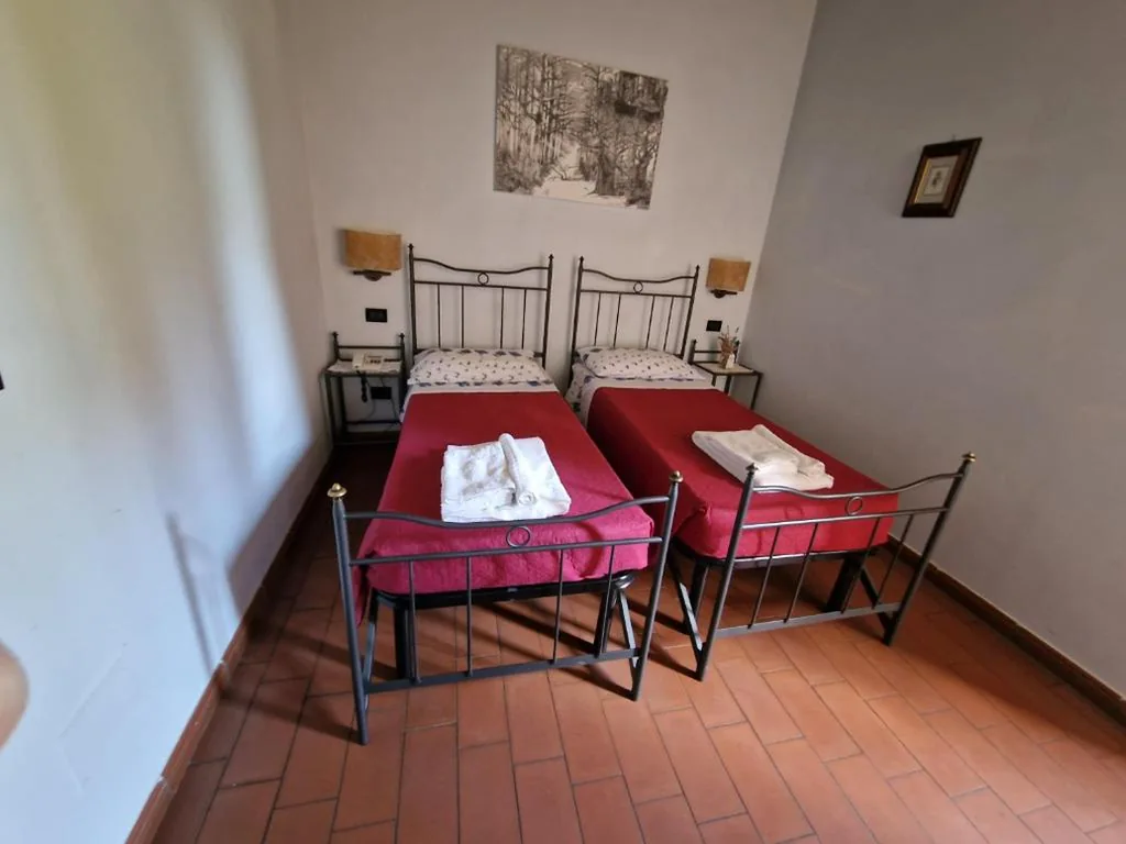 Camera Classic Doppia con Letti Singoli — Hotel Ristorante Casa Volpi