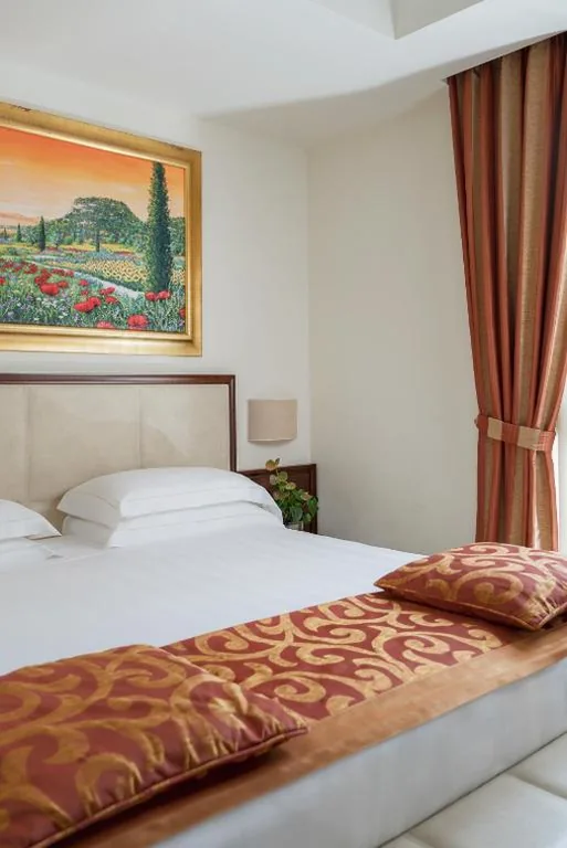 Camera Classic Matrimoniale/Doppia con Letti Singoli — Hotel Athena