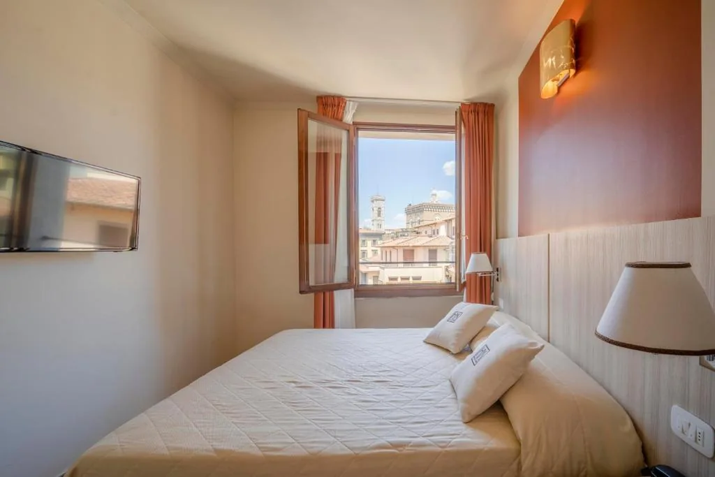 Camera Classic Matrimoniale/Doppia con Letti Singoli — Hotel della Signoria