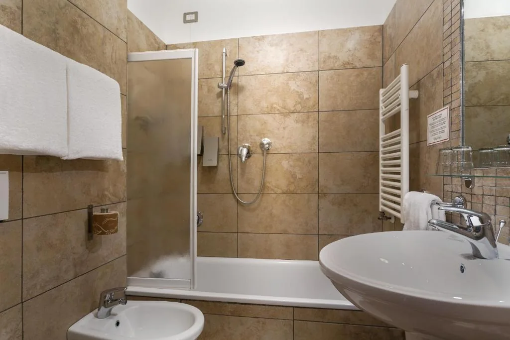 Classic Double or Twin Room — Hotel Kursaal & Ausonia