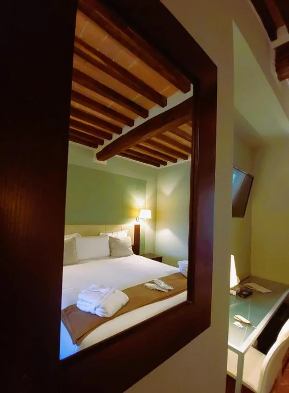 Camera Comfort Matrimoniale/Doppia con Letti Singoli con Letto King-Size e Accesso Spa - Edificio Separato — Cortona Resort & Spa