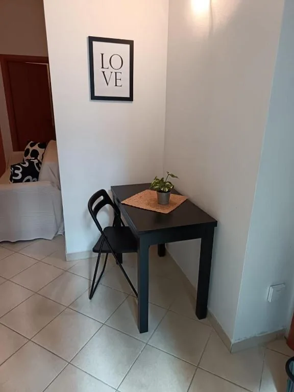 Camera Deluxe (2 Adulti + 1 Bambino) — Camera pressi Careggi Tramvia