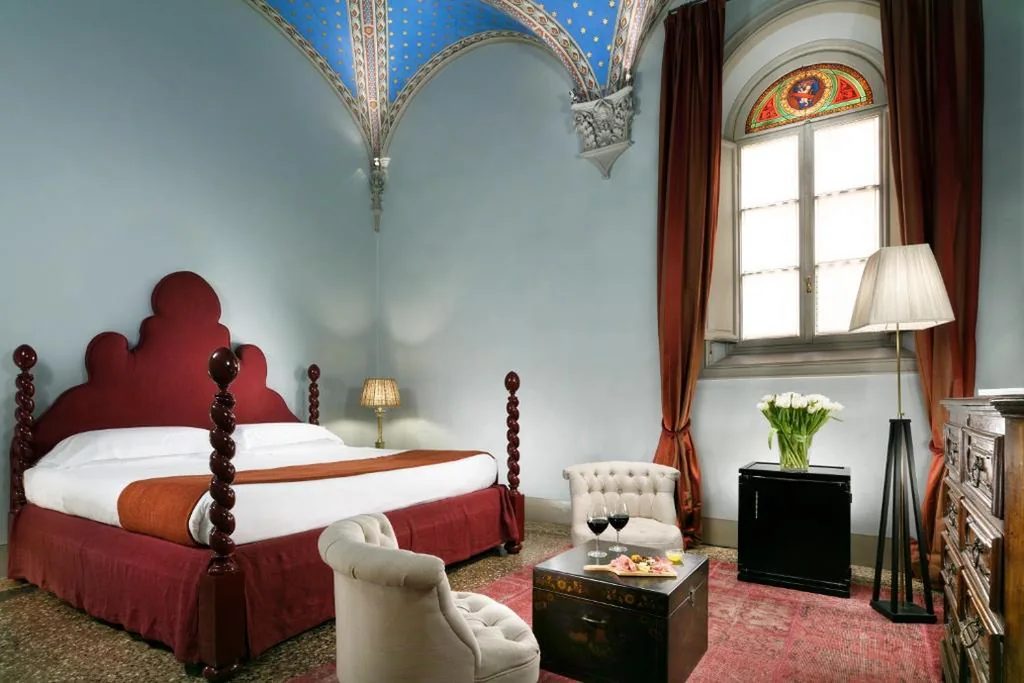 Deluxe Room — Al Palazzo del Marchese di Camugliano Residenza d’Epoca