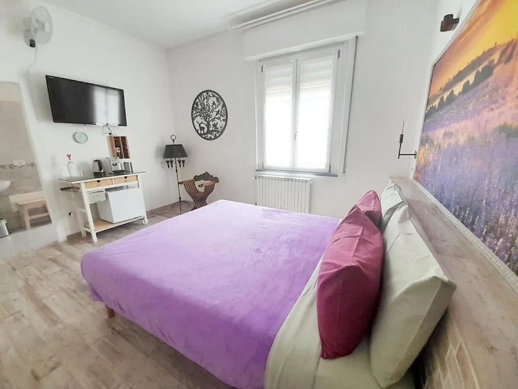 Camera Deluxe — BioBenessere Eco-B&B -Adults Only- Moto&Bike Parking