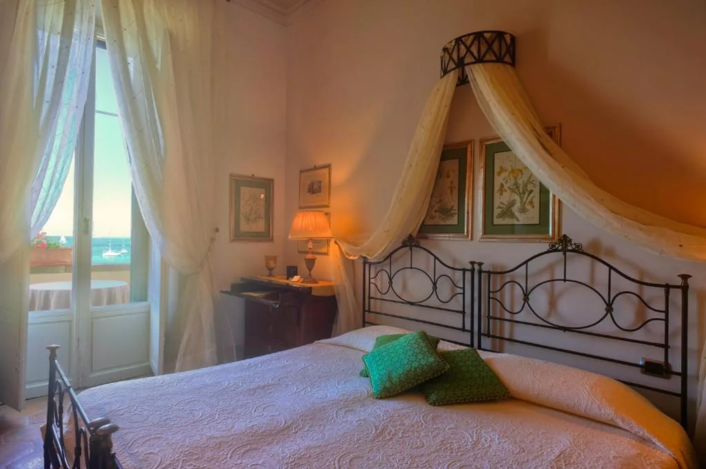 Camera Deluxe con Terrazza e Vista Mare — Hotel Villa Ottone