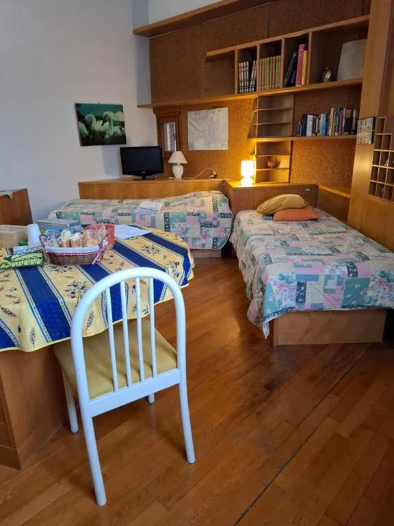 Camera Deluxe Doppia con Letti Singoli — B&B DUE ABETI