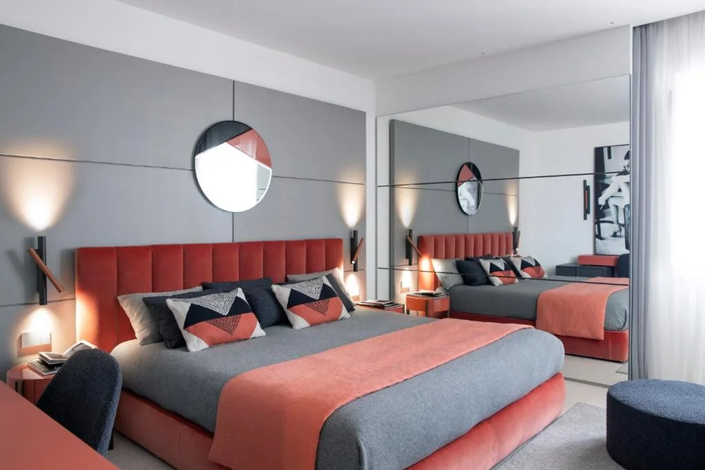 Deluxe Room — Hotel Plaza e de Russie – Relais & Châteaux