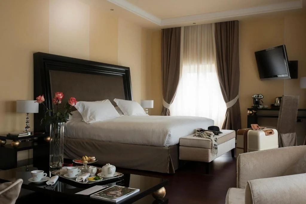 Camera Deluxe King/Doppia con Letti Singoli — GH Palazzo Suite & SPA