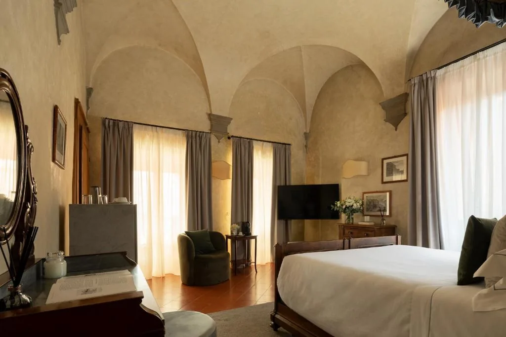Deluxe Room — Loggiato Dei Serviti