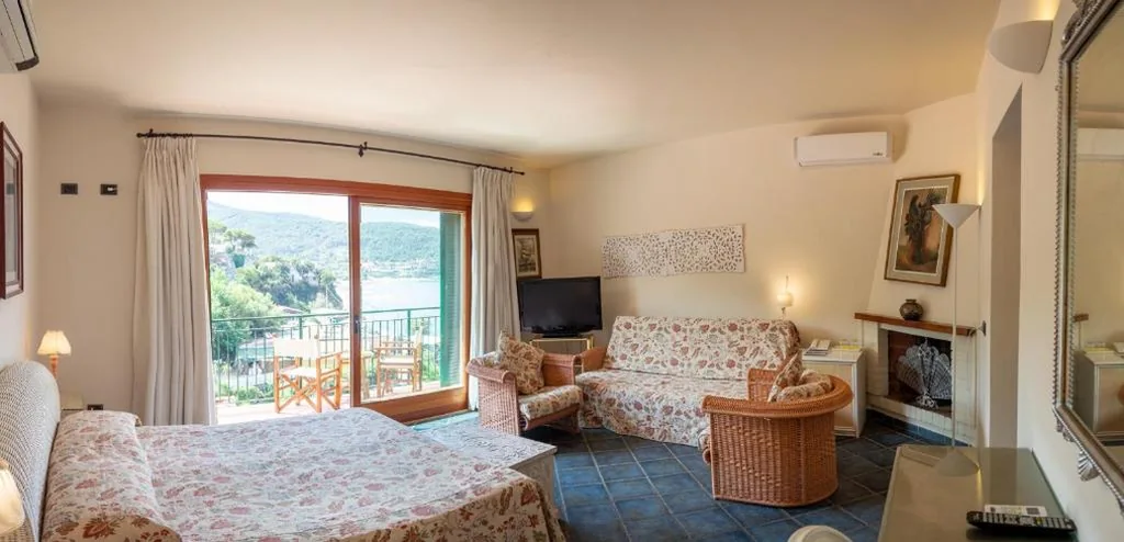 Deluxe Double Room with Sea View — Hotel Danila