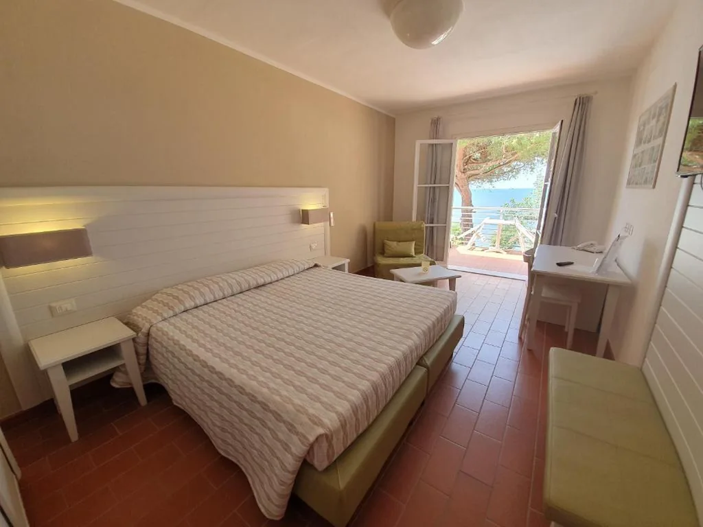 Camera Deluxe Matrimoniale con Vista Mare — Hotel Mare