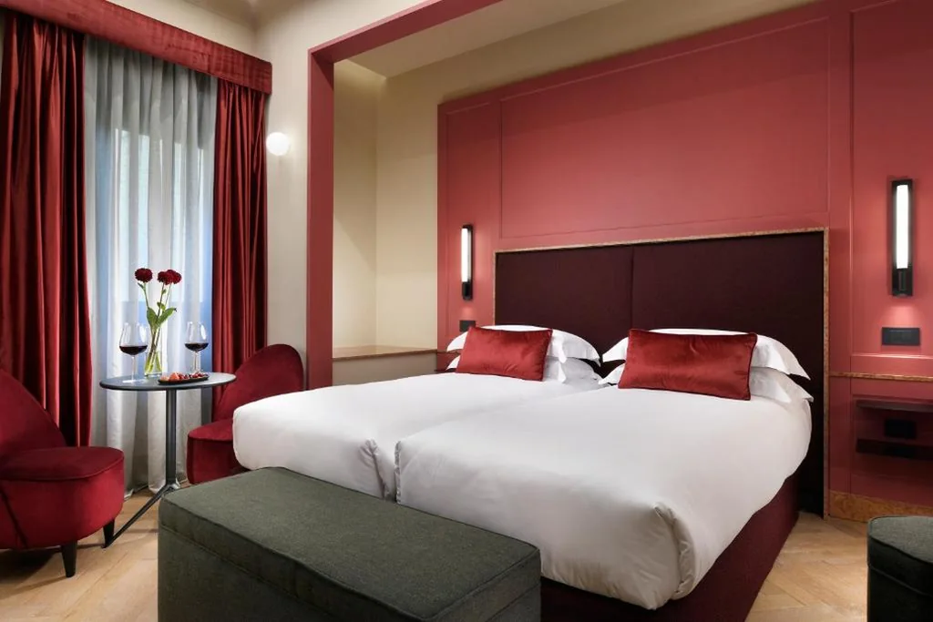 Deluxe Double or Twin Room — Floren Hotel