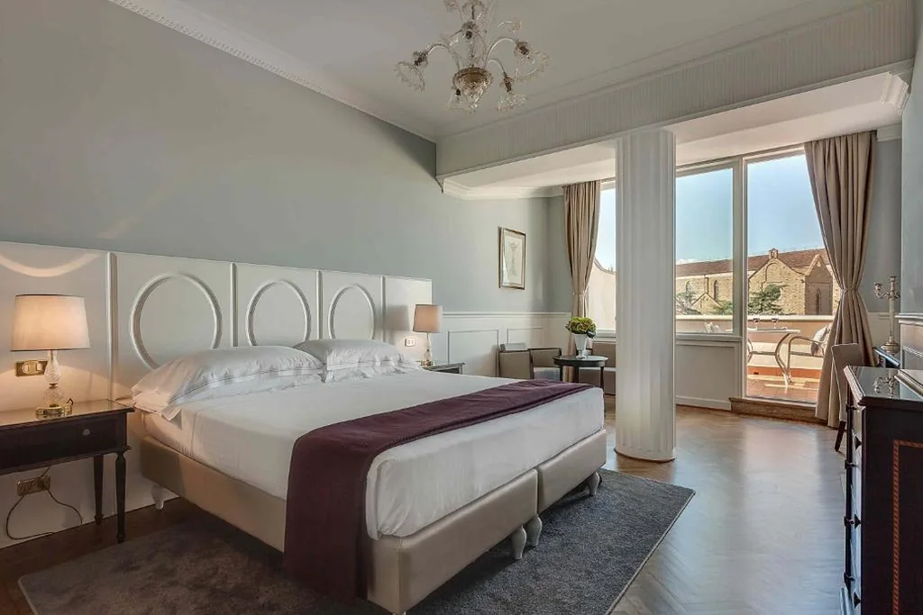 Deluxe Double or Twin Room — Plaza Hotel Lucchesi