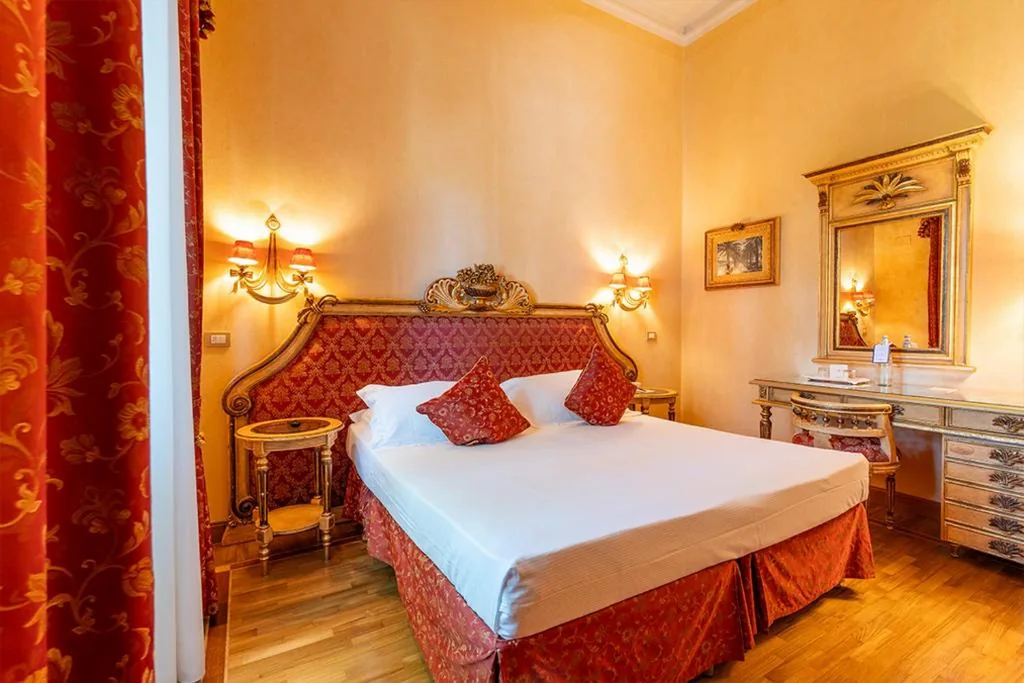 Deluxe Double Room - Historic Villa — Park Hotel Villa Ariston