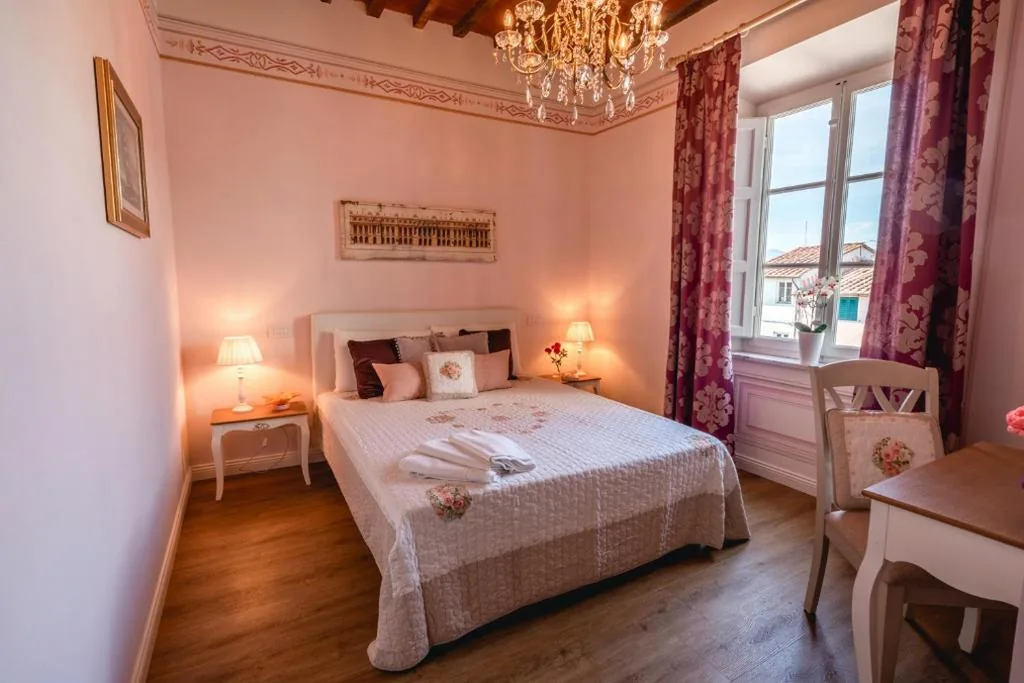 Deluxe Room — Villa La Preziosa