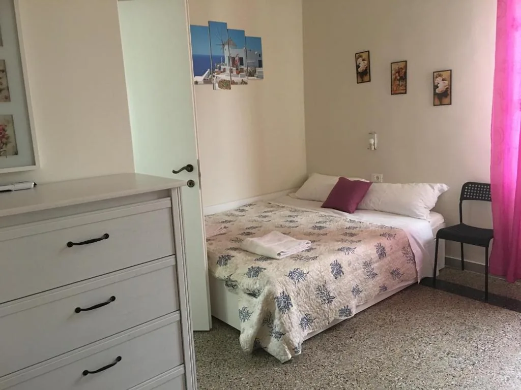 Twin Room — Aliante Turist House