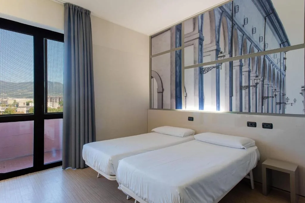 Camera Doppia con Letti Singoli — B&B Hotel Firenze Nuovo Palazzo Di Giustizia