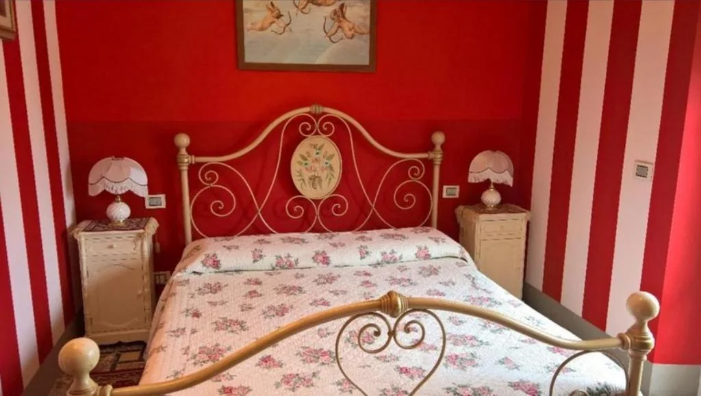 Twin Room with Private Bathroom — San Lorentino Guest House