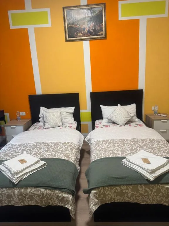 Twin Room with Shared Bathroom — Firenze inn 21 Florence