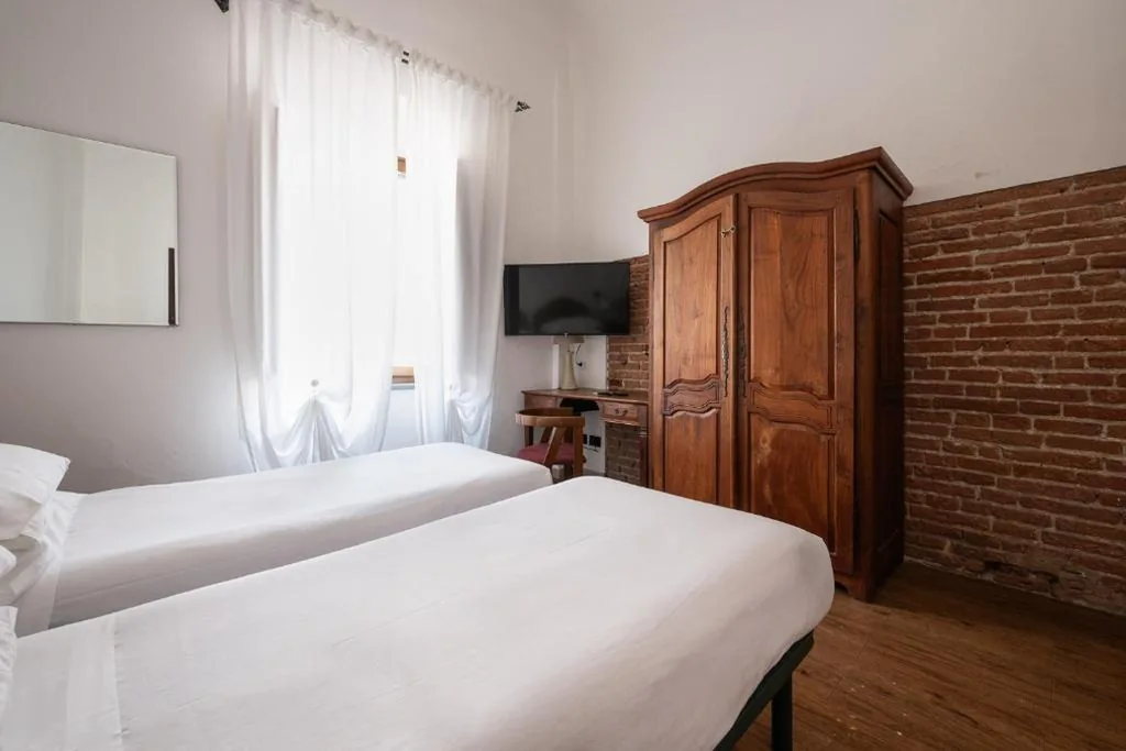 Camera Doppia con Letti Singoli — Hotel Verdi Pisa