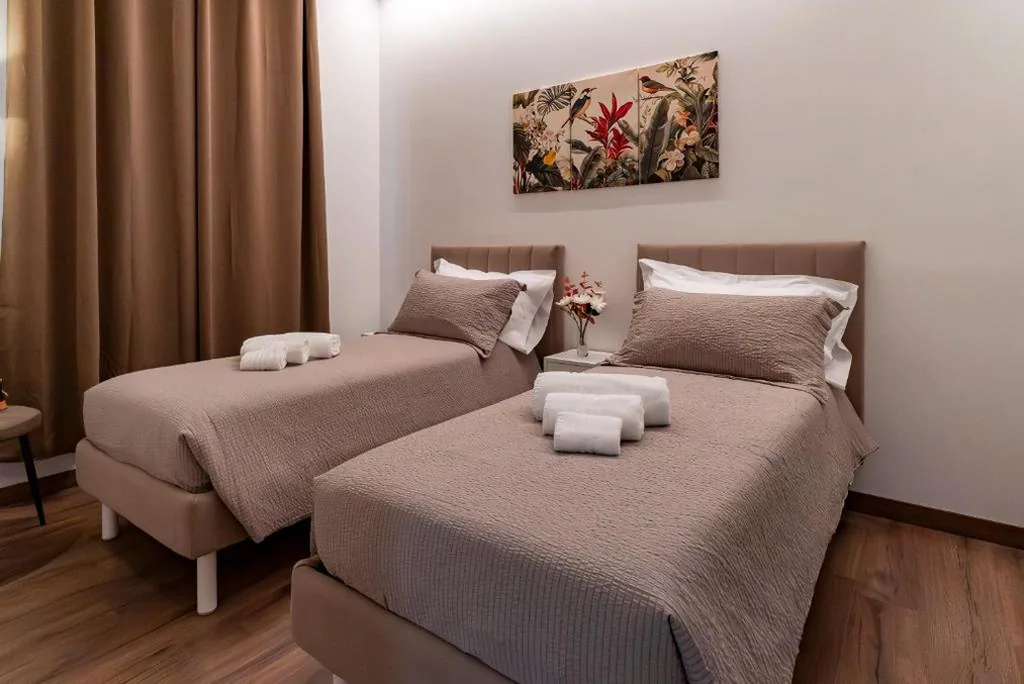 Twin Room — Venezia Urban Rooms