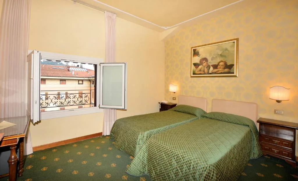 Camera Economy Doppia con Letti Singoli — Grand Hotel Plaza & Locanda Maggiore