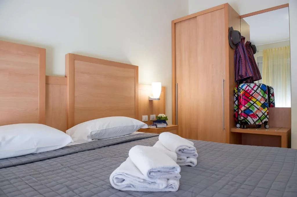 Economy Double or Twin Room — Hotel Foresteria