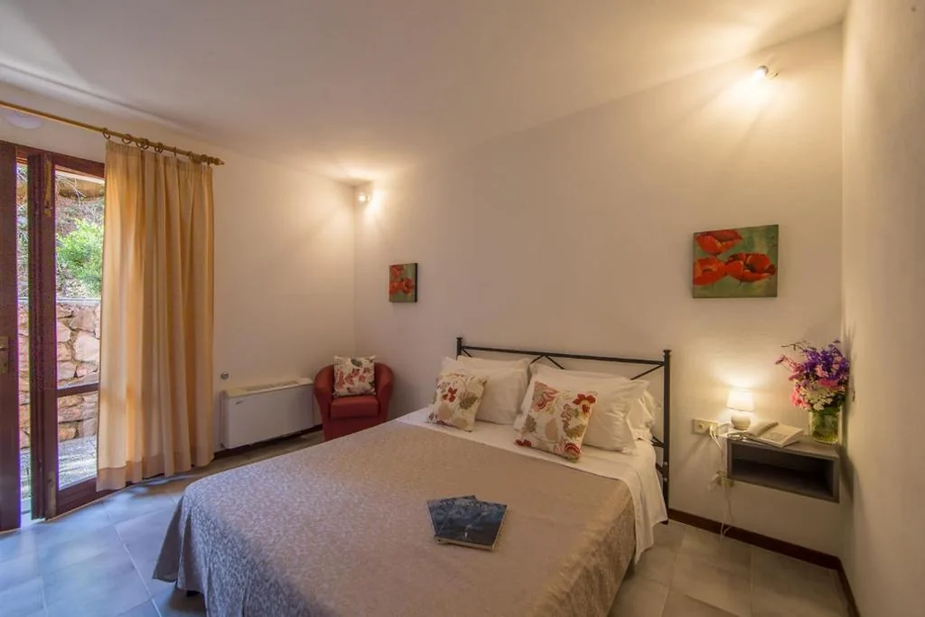 Camera Economy Matrimoniale/Doppia con Letti Singoli — Hotel La Feluca