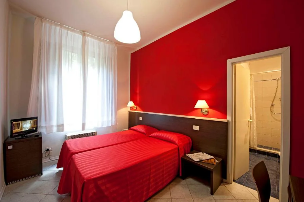 Camera Economy Matrimoniale/Doppia con Letti Singoli — Hotel Moderno